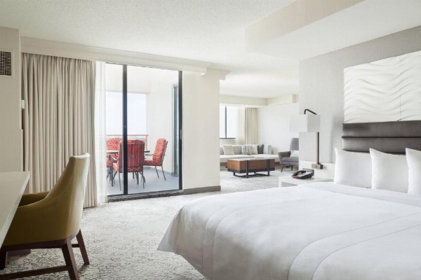 Fort Lauderdale Marriott North image 11
